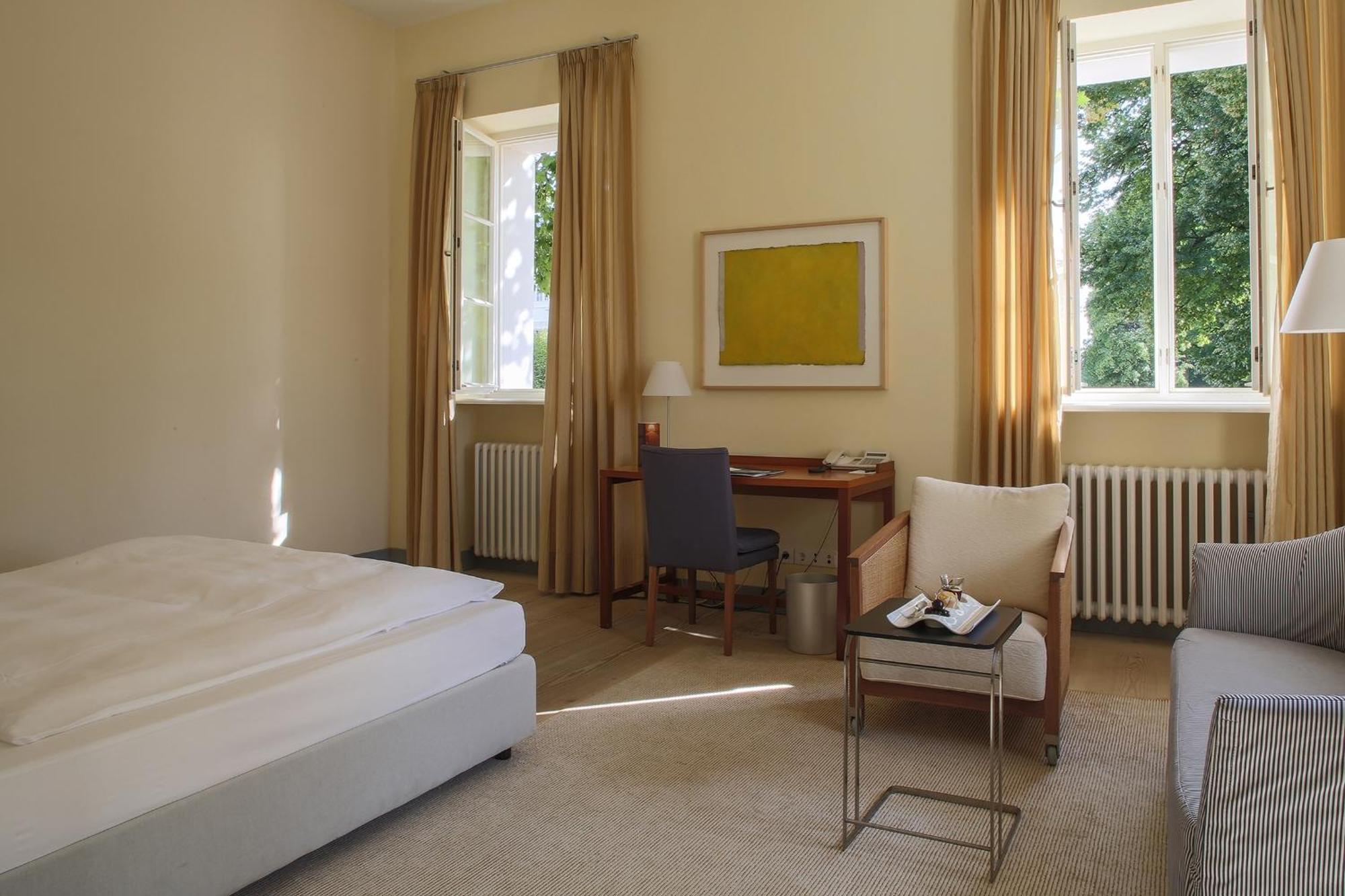 Hotel Schloss Neuhardenberg Quarto foto